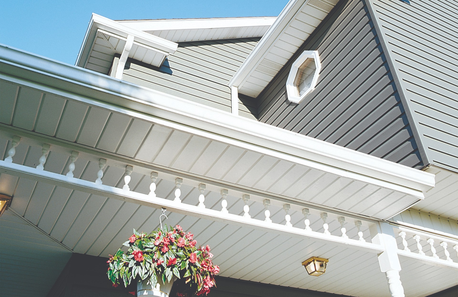 Omaha Gutter Cleaning: Your Trusted Partner for Comprehensive Gutter Services in Omaha, NE